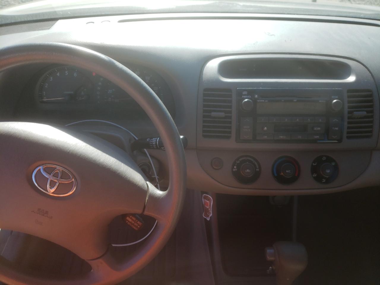Photo 9 from auction – 2002 TOYOTA CAMRY LE with VIN 4T1BE32K52U532393