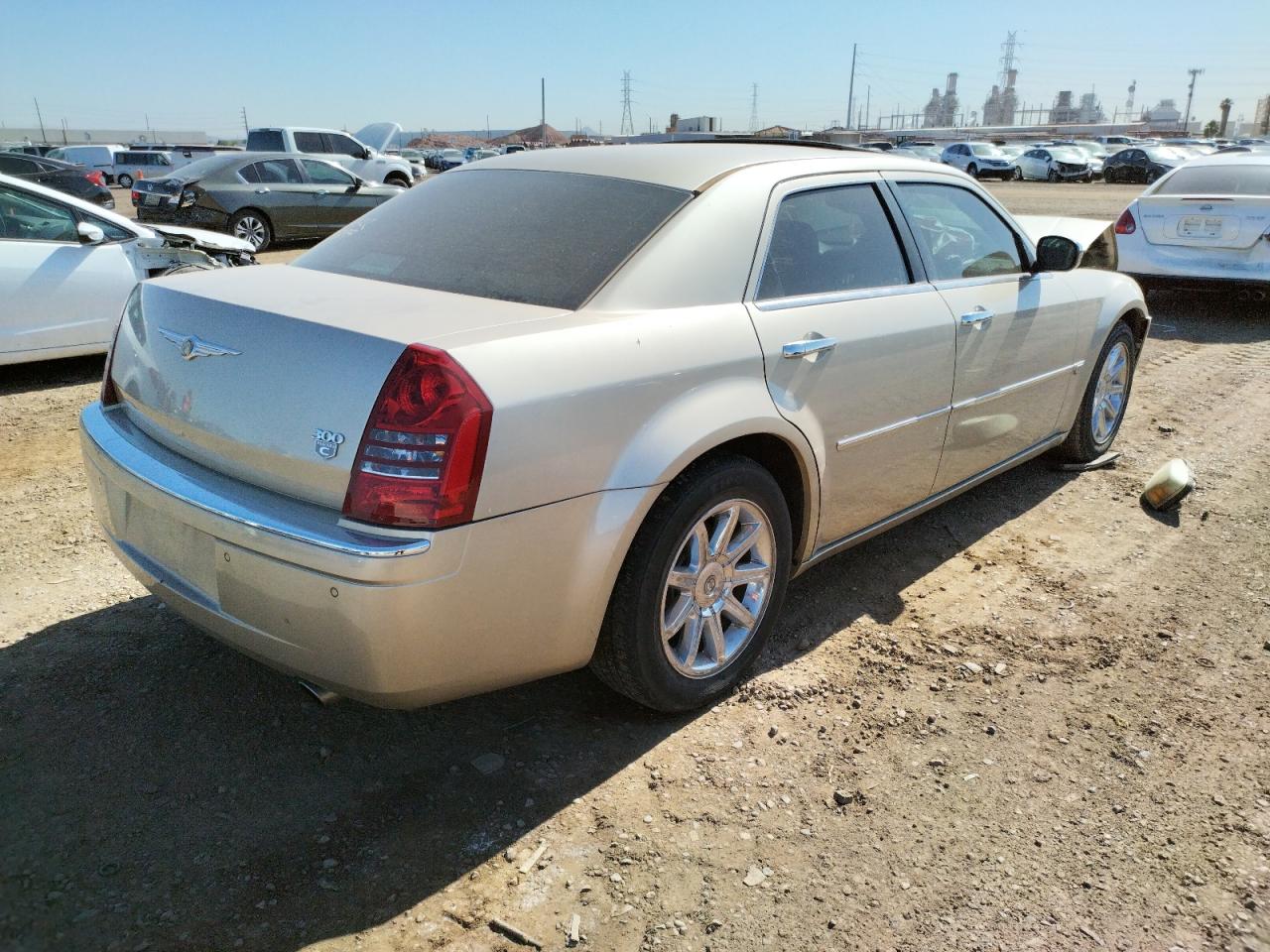 صورة رقم 4 من المزاد - 2006 CHRYSLER 300C مع VIN 2C3LA63H86H319377