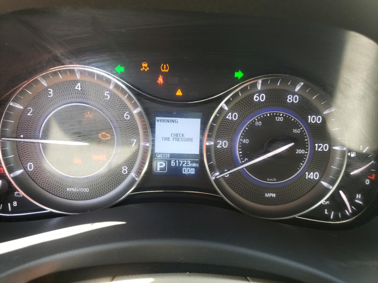 Photo 8 from auction – 2015 INFINITI QX80 with VIN JN8AZ2ND3F9770624