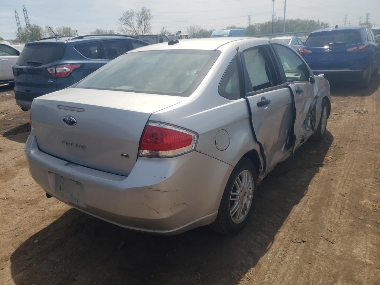 Photo 4 from auction – 2011 FORD FOCUS SE with VIN 1FAHP3FN9BW145711