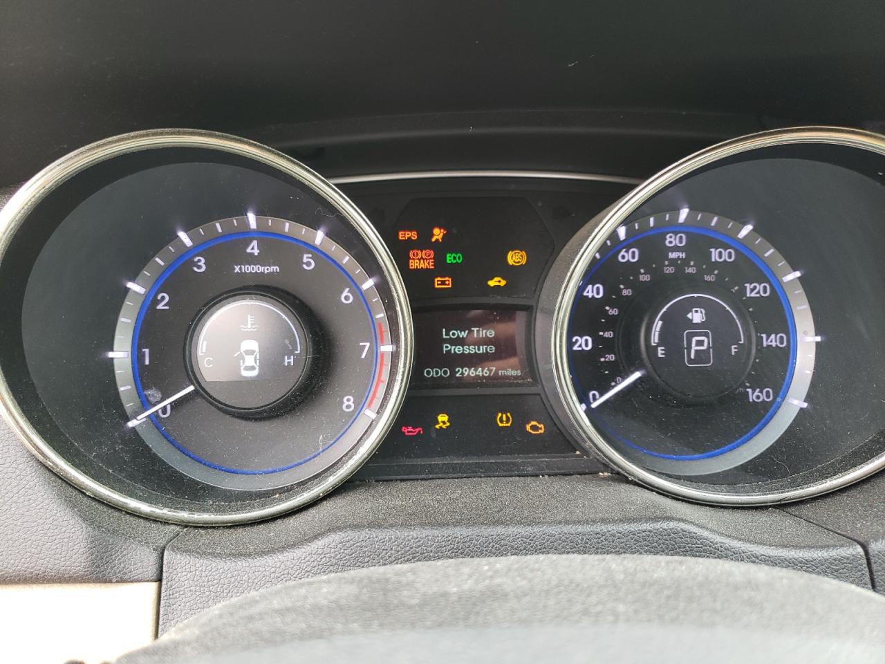 صورة رقم 8 من المزاد - 2011 HYUNDAI SONATA SE مع VIN 5NPEC4AC4BH220809