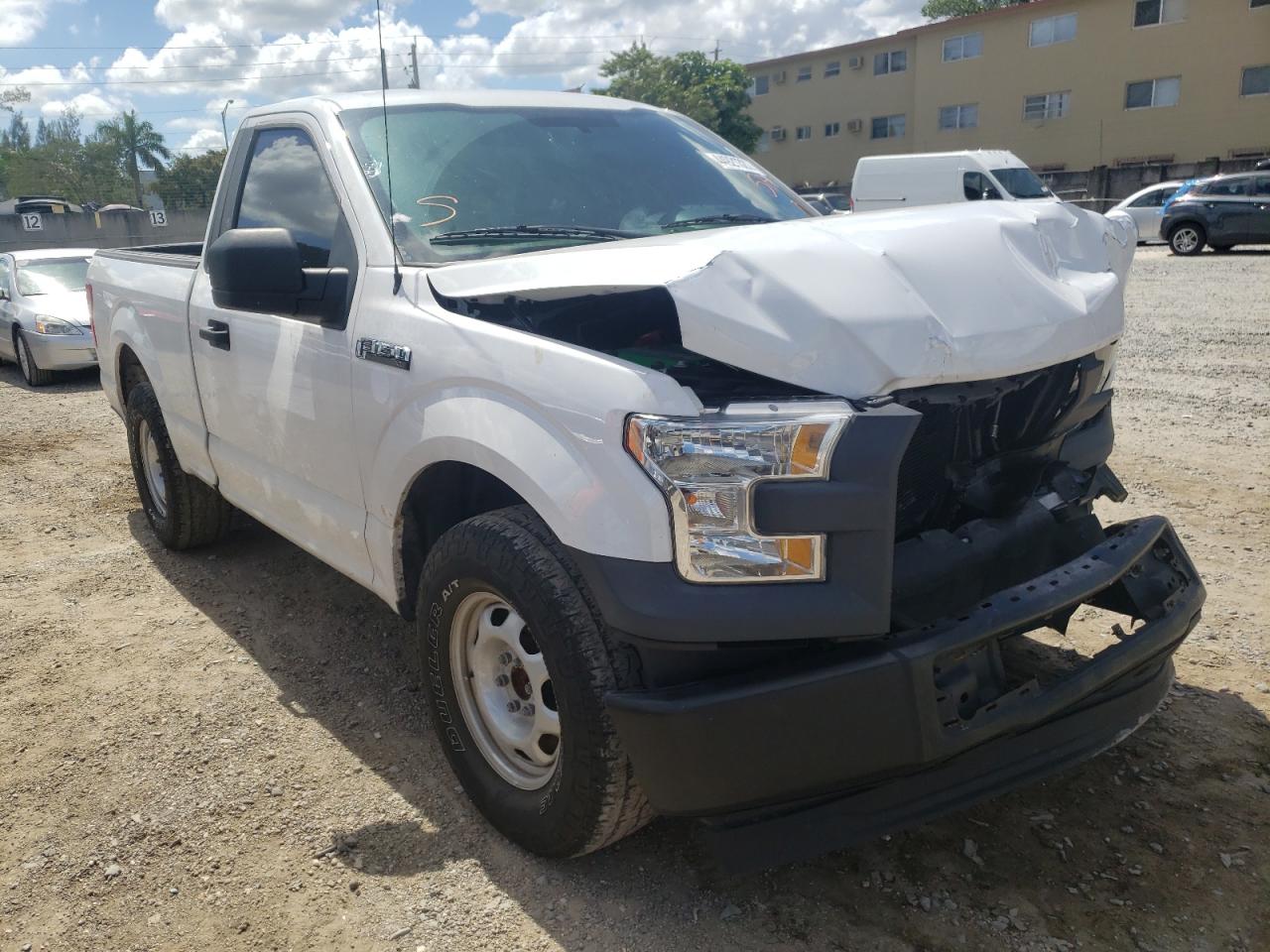 FORD F150 2017 with VIN 1FTMF1C87HKD62978 - Photo from auction