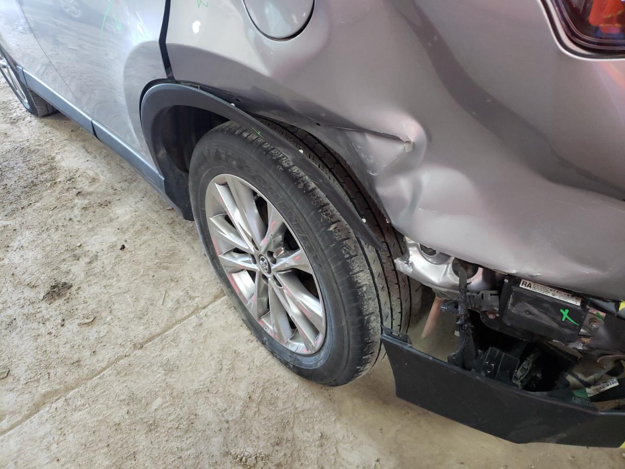 صورة رقم 9 من المزاد - 2016 TOYOTA RAV4 LIMIT مع VIN 2T3DFREV3GW415182