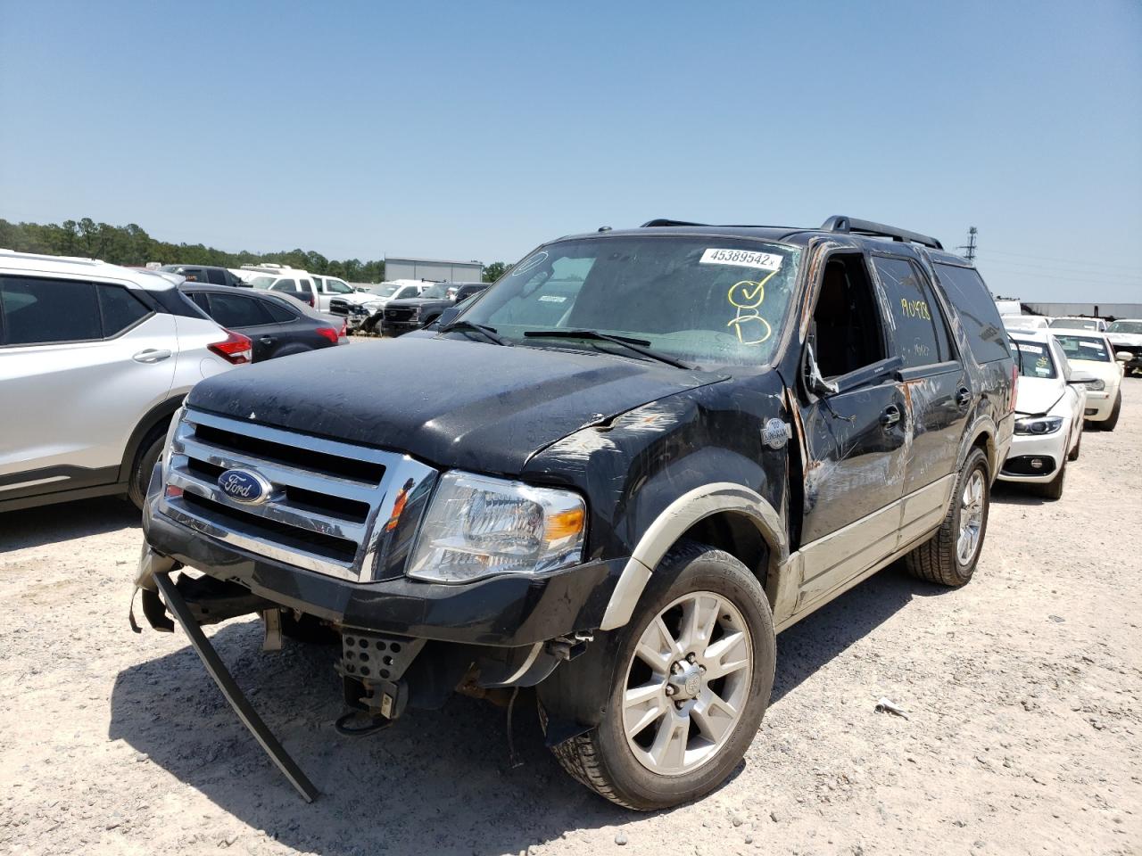 Photo 2 from auction – 2010 FORD EXPEDITION with VIN 1FMJU1J5XAEB54756