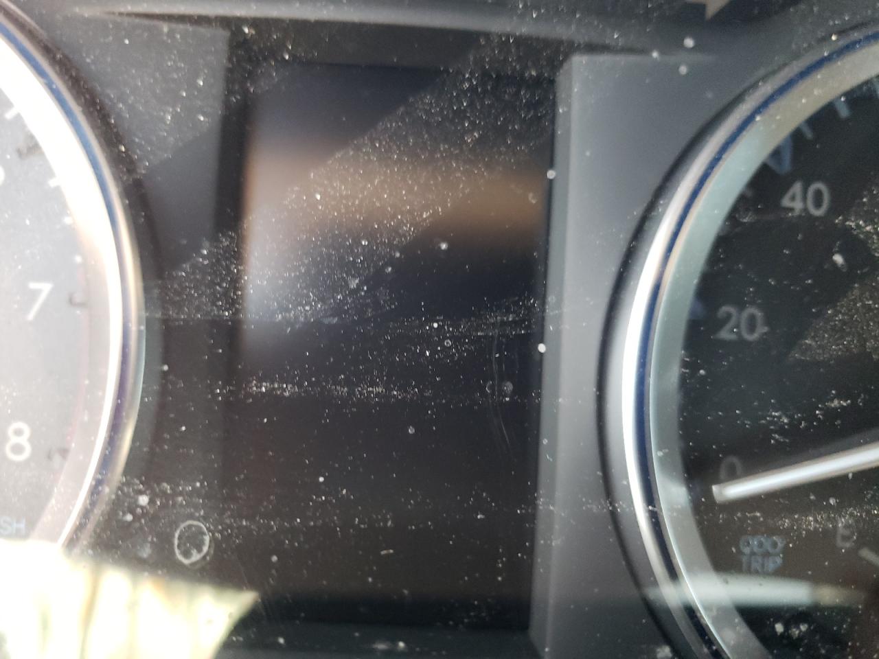 Photo 8 from auction – 2017 TOYOTA HIGHLANDER with VIN 5TDJZRFH1HS512256