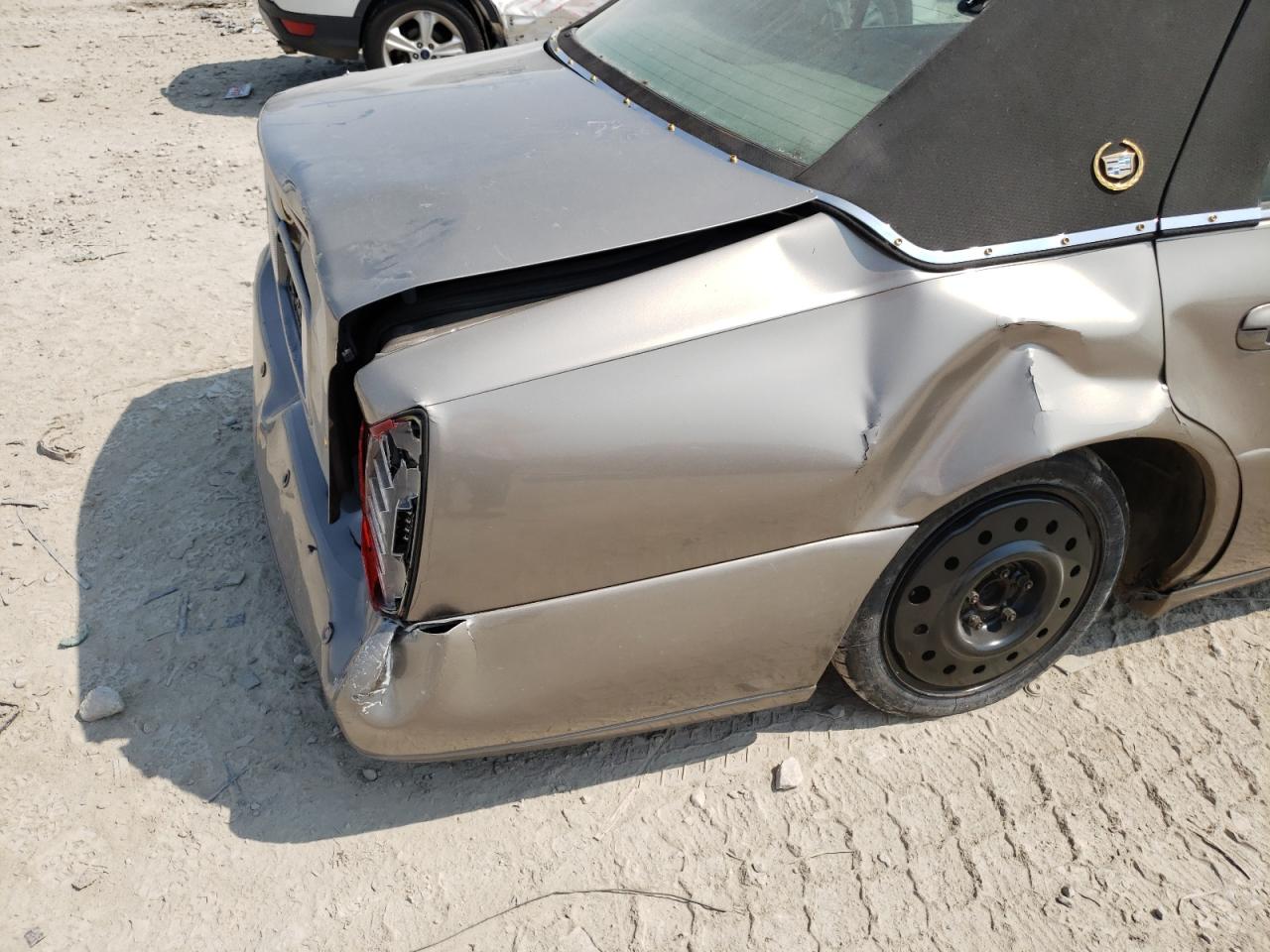 Photo 9 from auction – 2002 CADILLAC DEVILLE DT with VIN 1G6KF57932U266412