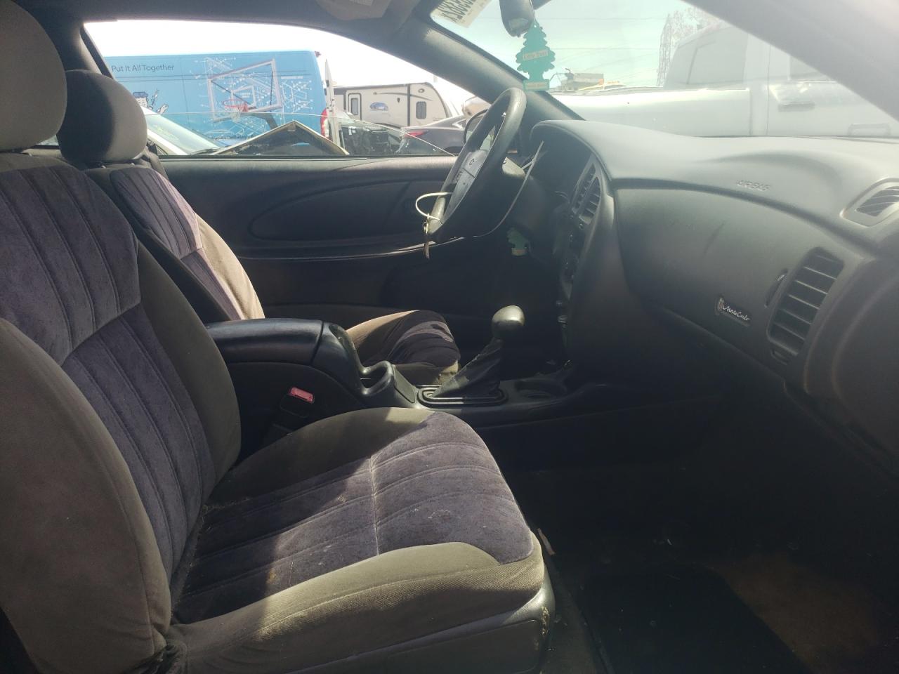 Photo 5 from auction – 2004 CHEVROLET MONTE CARL with VIN 2G1WW12E349439737