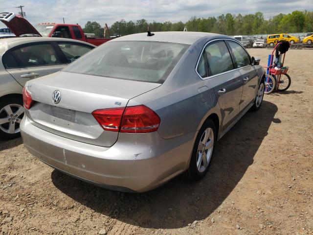 Photo 4 from auction – 2012 VOLKSWAGEN PASSAT SE with VIN 1VWBP7A31CC080754