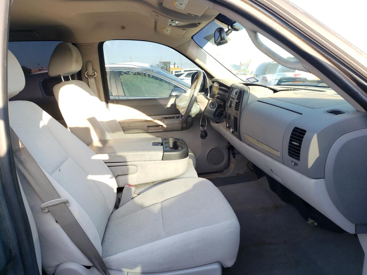 Photo 5 from auction – 2007 GMC NEW SIERRA with VIN 2GTEK13M171624084