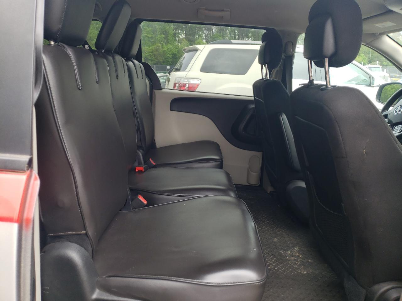 Photo 6 from auction – 2016 DODGE GRAND CARA with VIN 2C4RDGBG0GR342823