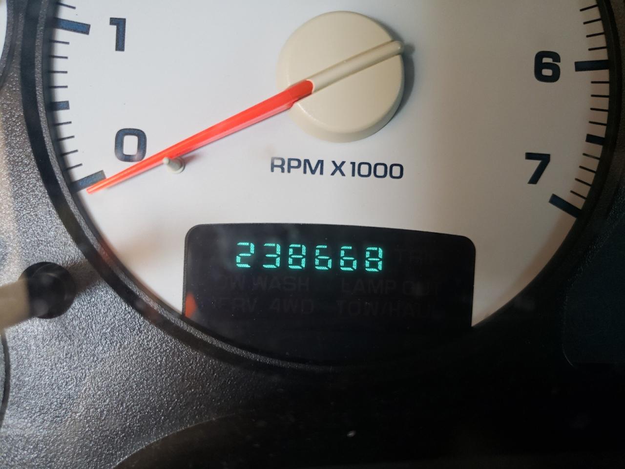 Photo 8 from auction – 2005 DODGE RAM 1500 S with VIN 1D7HU18D05S356079