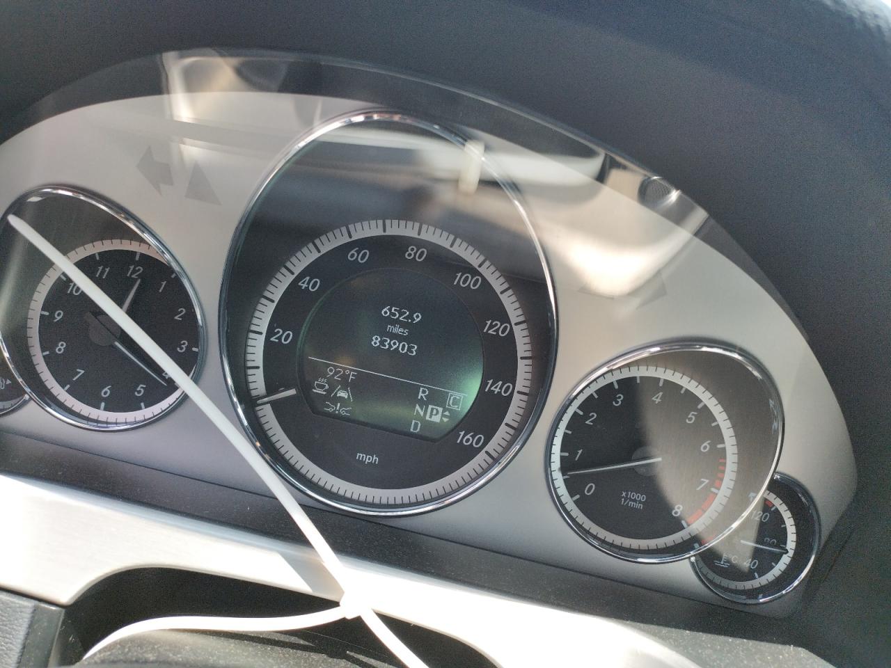 Photo 8 from auction – 2010 MERCEDES-BENZ E550 with VIN WDDHF7CB3AA212741