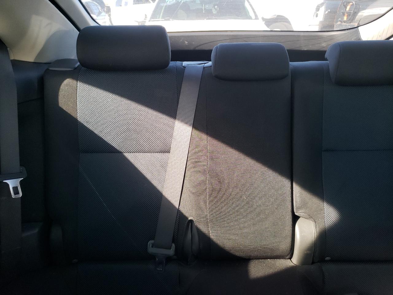 Photo 6 from auction – 2005 TOYOTA SCION TC with VIN JTKDE167050042472