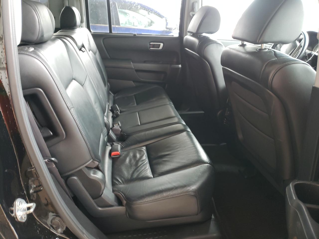 Photo 6 from auction – 2011 HONDA PILOT TOUR with VIN 5FNYF4H90BB007790