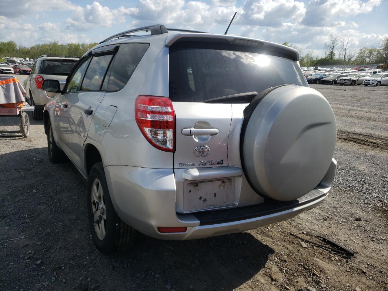 Photo 3 from auction – 2010 TOYOTA RAV4 with VIN 2T3BF4DV9AW071117