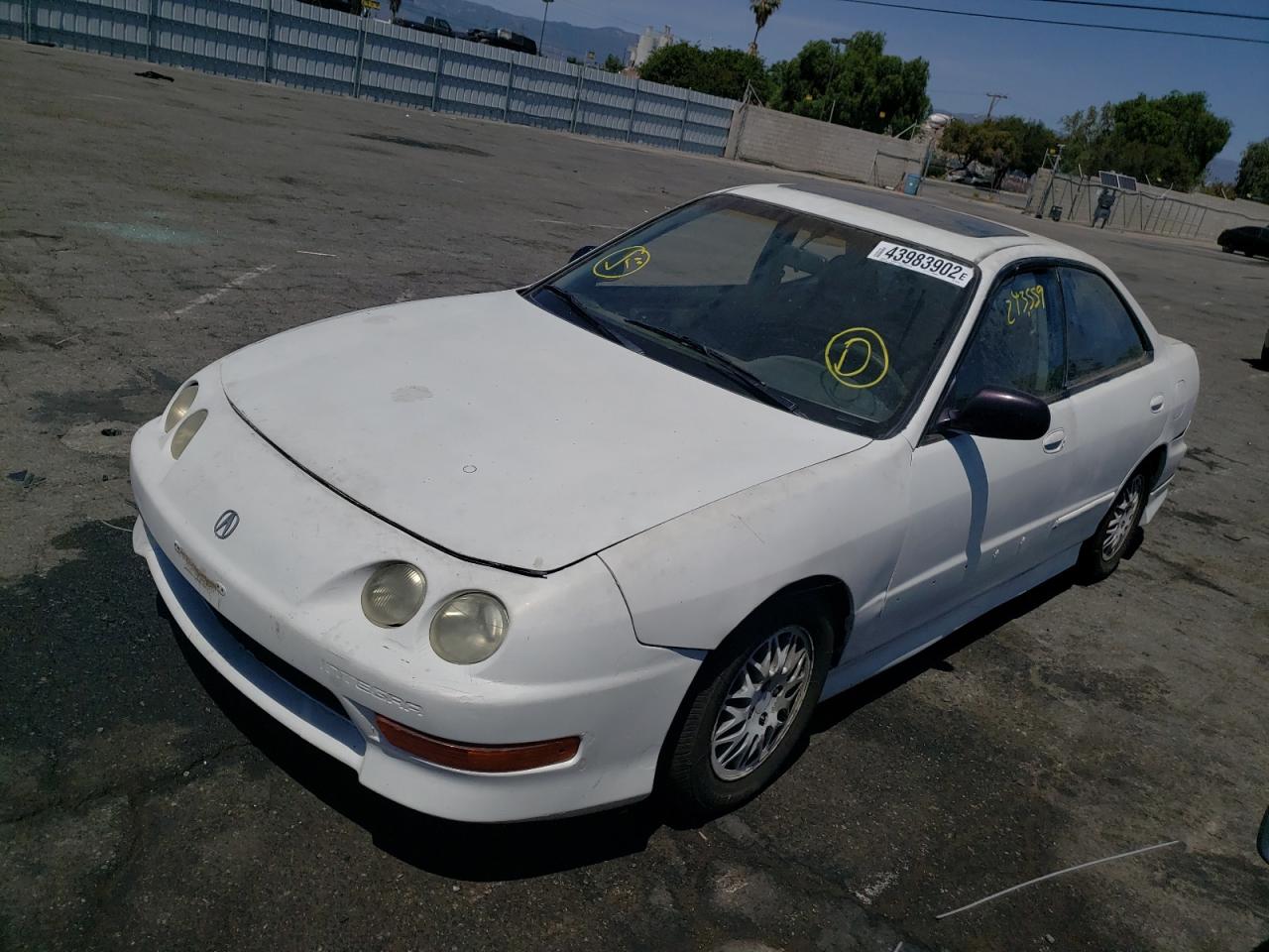 Photo 2 from auction – 1998 ACURA INTEGRA LS with VIN JH4DB7656WS005710