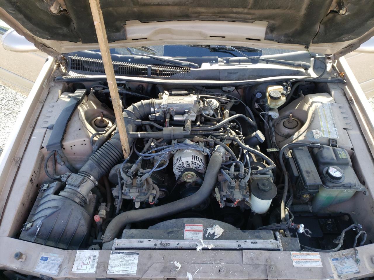 Photo 7 from auction – 1996 FORD THUNDERBIR with VIN 1FALP62W3TH102028