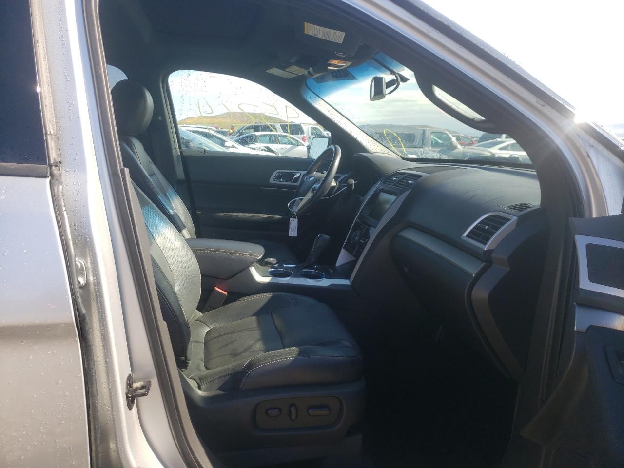 Photo 5 from auction – 2014 FORD EXPLORER S with VIN 1FM5K8GT7EGA80051