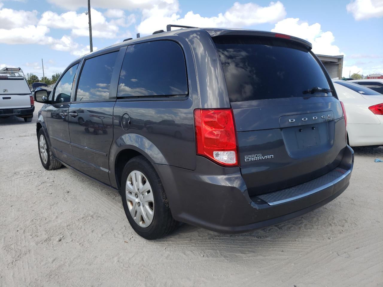 Photo 3 from auction – 2016 DODGE GRAND CARA with VIN 2C4RDGBG9GR251730