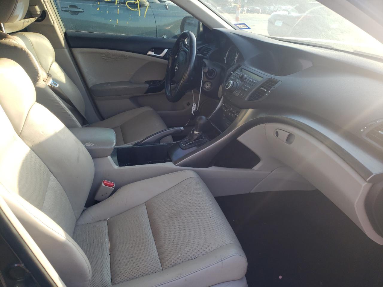 Photo 5 from auction – 2012 ACURA TSX TECH with VIN JH4CU2F63CC010855