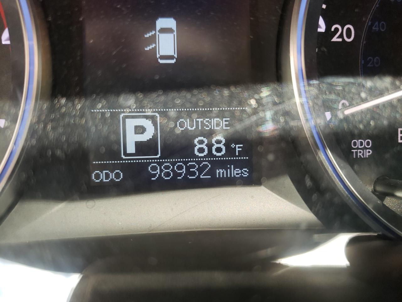 Photo 8 from auction – 2016 TOYOTA HIGHLANDER with VIN 5TDZKRFH6GS170552