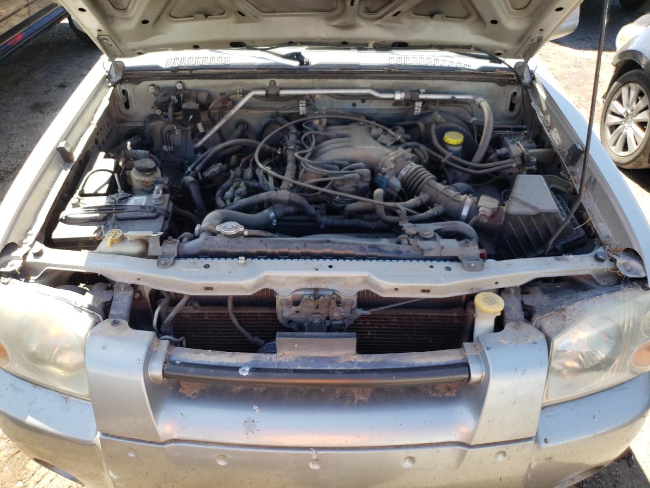 Photo 7 from auction – 2001 NISSAN FRONTIER C with VIN 1N6ED27T41C334910