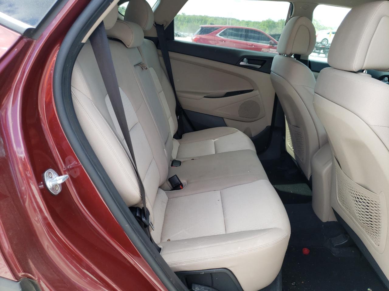 Photo 6 from auction – 2017 HYUNDAI TUCSON LIM with VIN KM8J3CA47HU437251