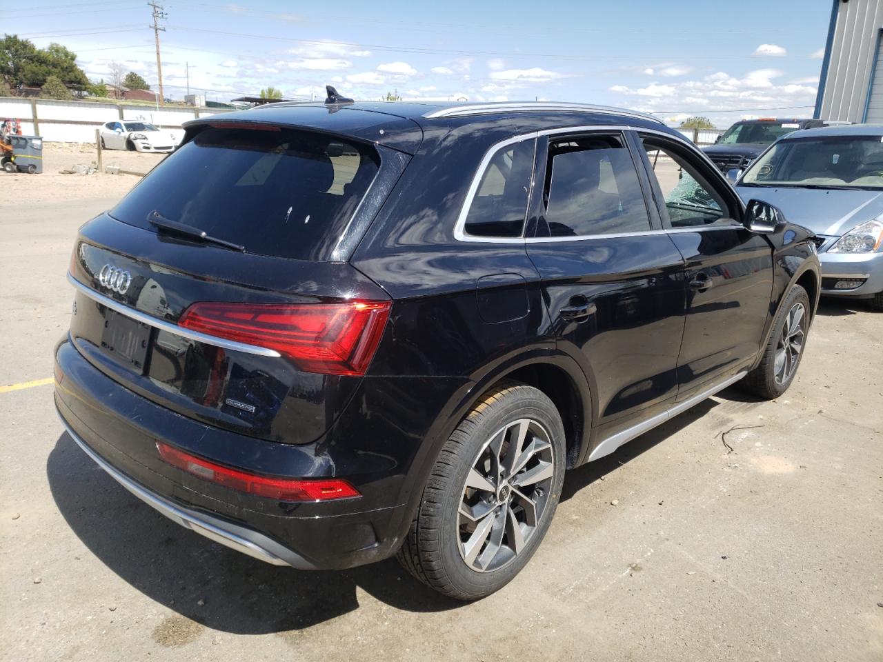 Photo 4 from auction – 2021 AUDI Q5 PREMIUM with VIN WA1BAAFY4M2020328
