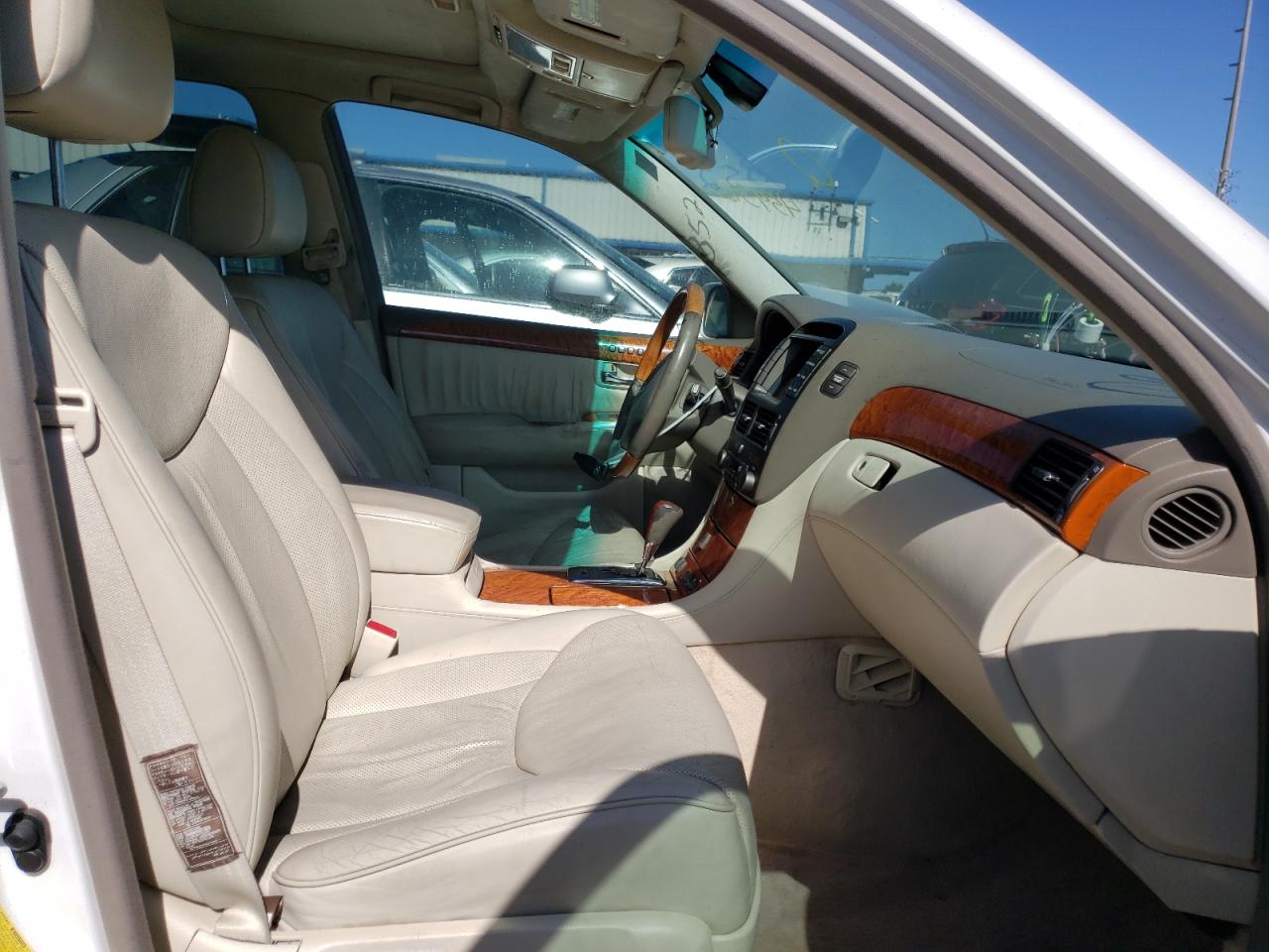 Photo 5 from auction – 2005 LEXUS LS 430 with VIN JTHBN36F155023903