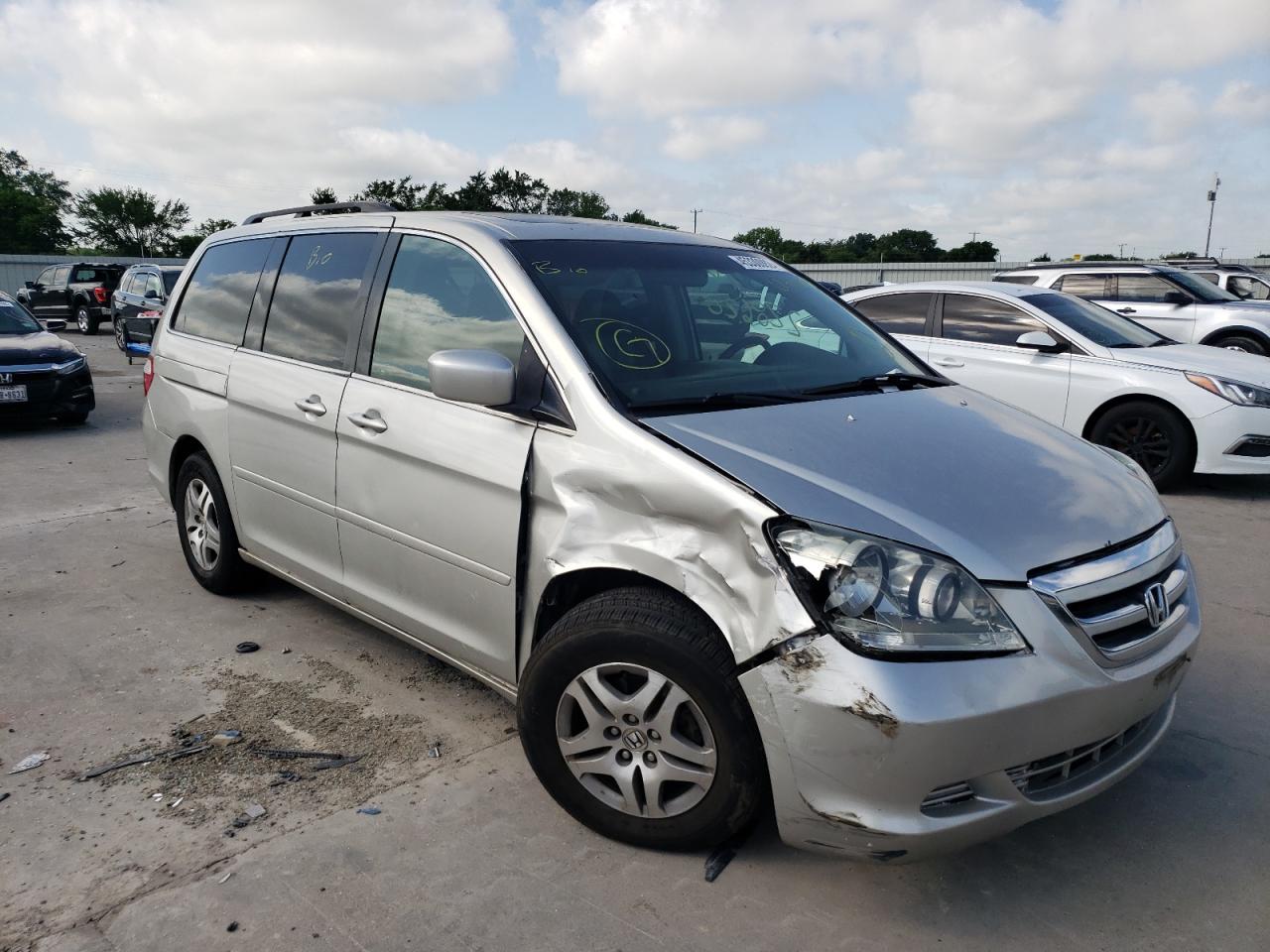 Photo 9 from auction – 2005 HONDA ODYSSEY EX with VIN 5FNRL38725B087930