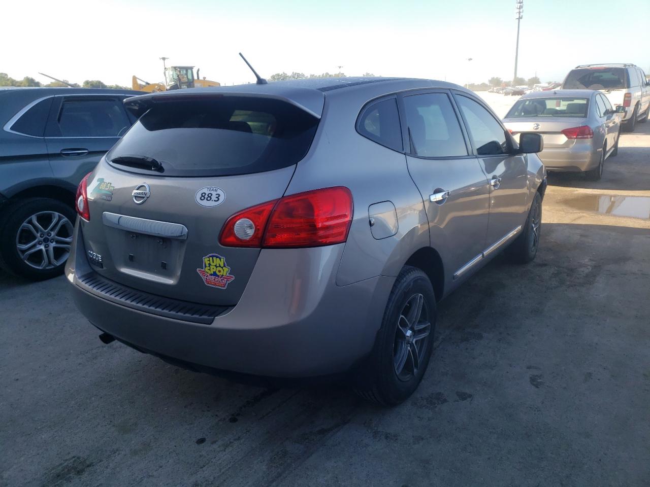 Photo 4 from auction – 2011 NISSAN ROGUE S with VIN JN8AS5MT3BW178540