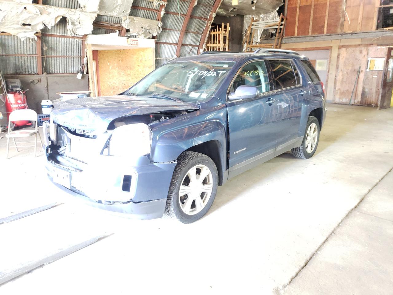 Photo 2 from auction – 2017 GMC TERRAIN SL with VIN 2GKFLTE38H6216367