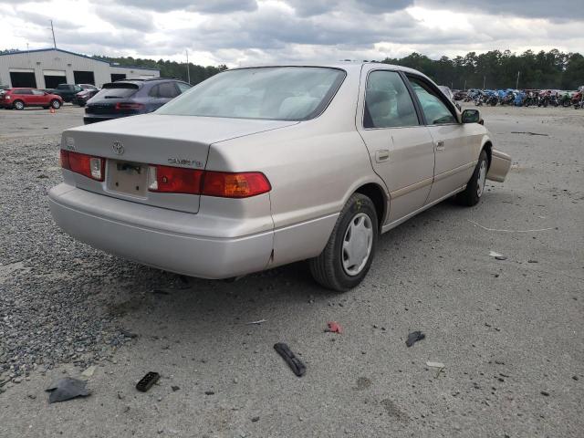 Photo 4 from auction – 2000 TOYOTA CAMRY with VIN 4T1BG22K7YU658056