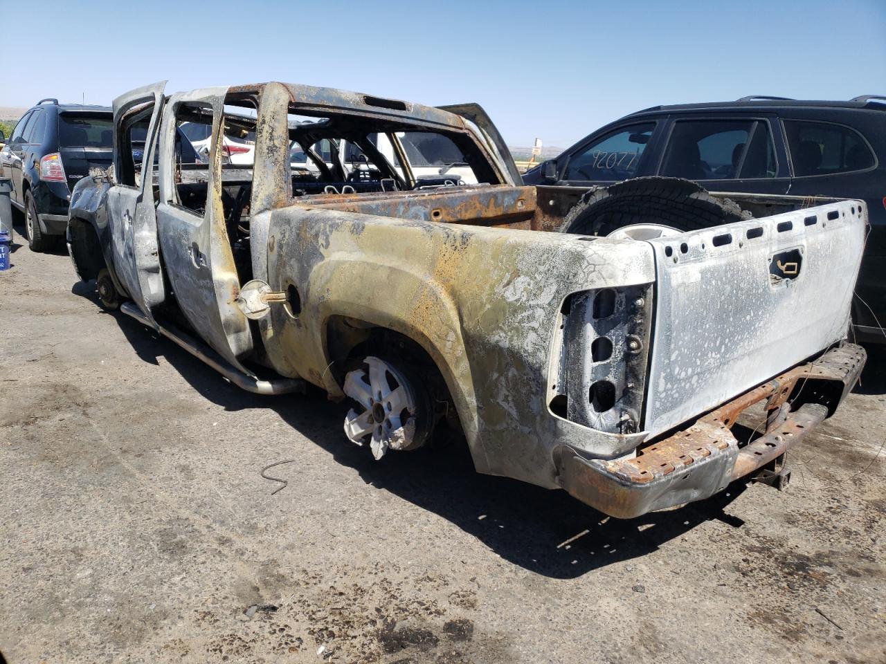 Photo 3 from auction – 2007 GMC NEW SIERRA with VIN 2GTFK13Y871603952