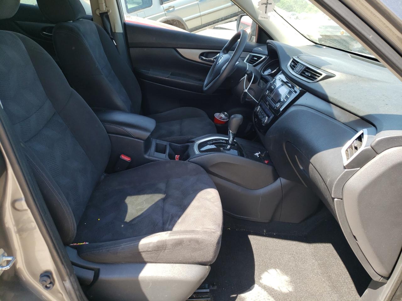 Photo 5 from auction – 2015 NISSAN ROGUE S with VIN KNMAT2MV6FP525562