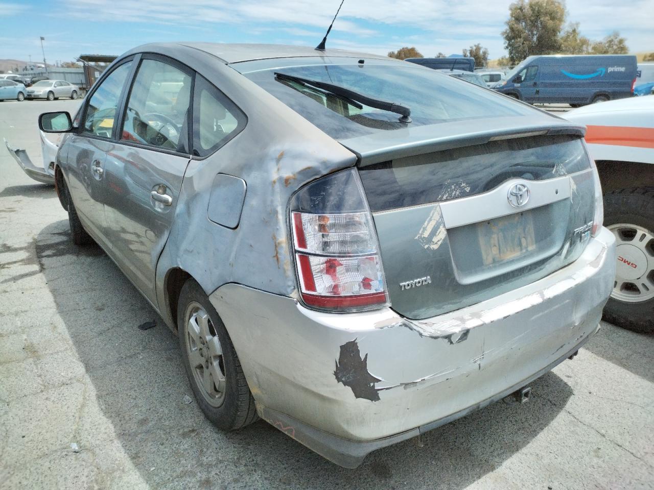 Photo 3 from auction – 2005 TOYOTA PRIUS with VIN JTDKB20U353055355