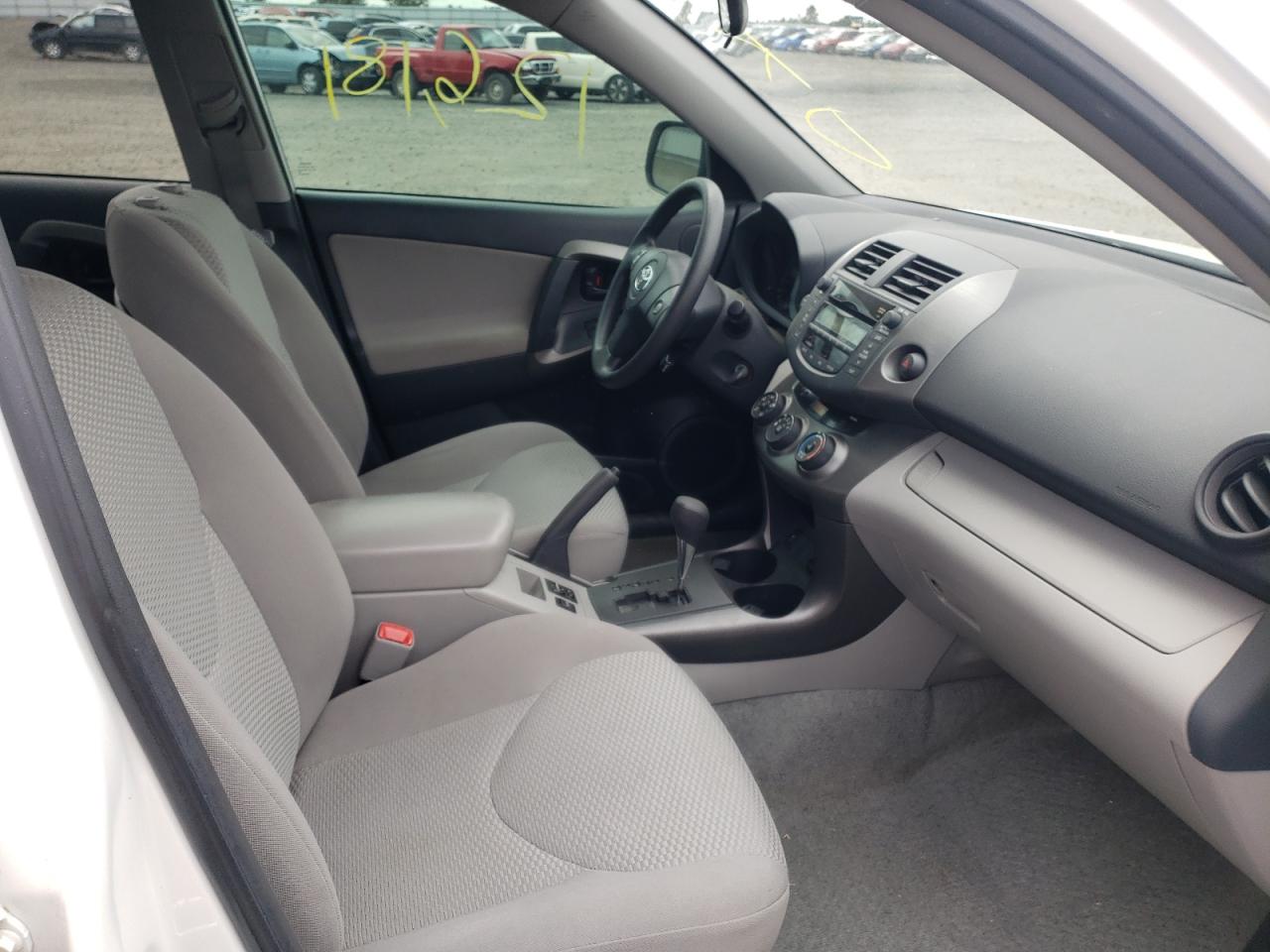 Photo 5 from auction – 2011 TOYOTA RAV4 with VIN 2T3BK4DV4BW049314