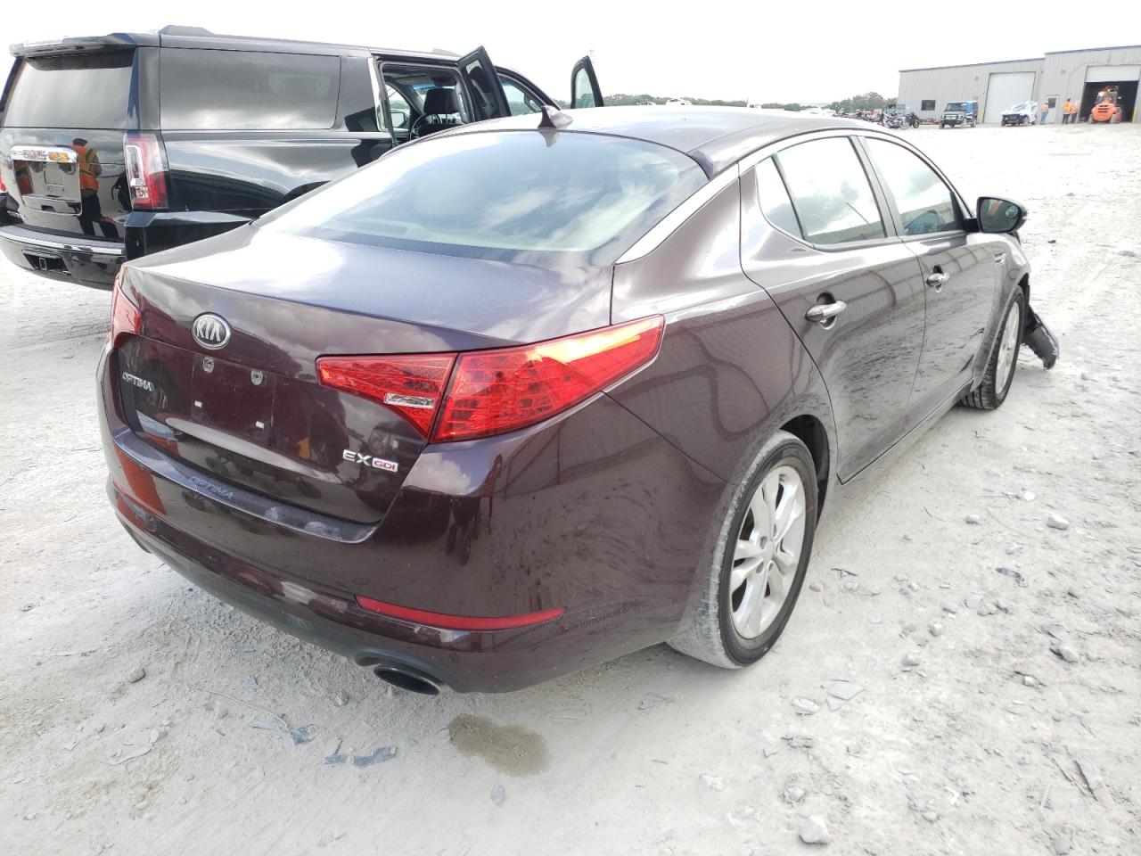 Photo 4 from auction – 2013 KIA OPTIMA EX with VIN 5XXGN4A74DG245083