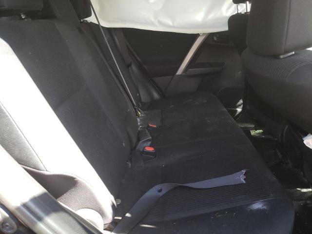 Photo 6 from auction – 2017 TOYOTA RAV4 LE with VIN 2T3BFREV2HW641061