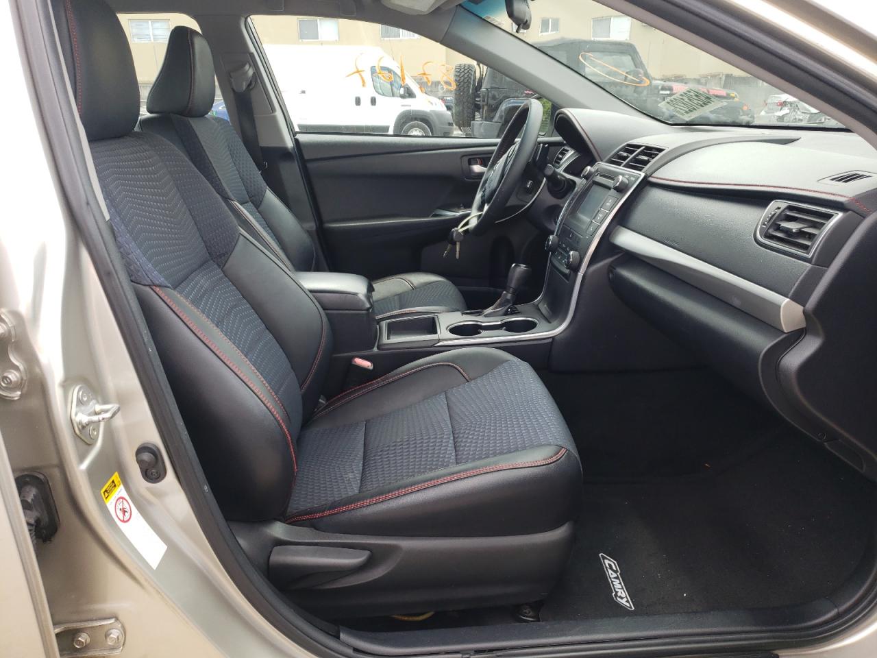 Photo 5 from auction – 2015 TOYOTA CAMRY LE with VIN 4T1BF1FK1FU063630