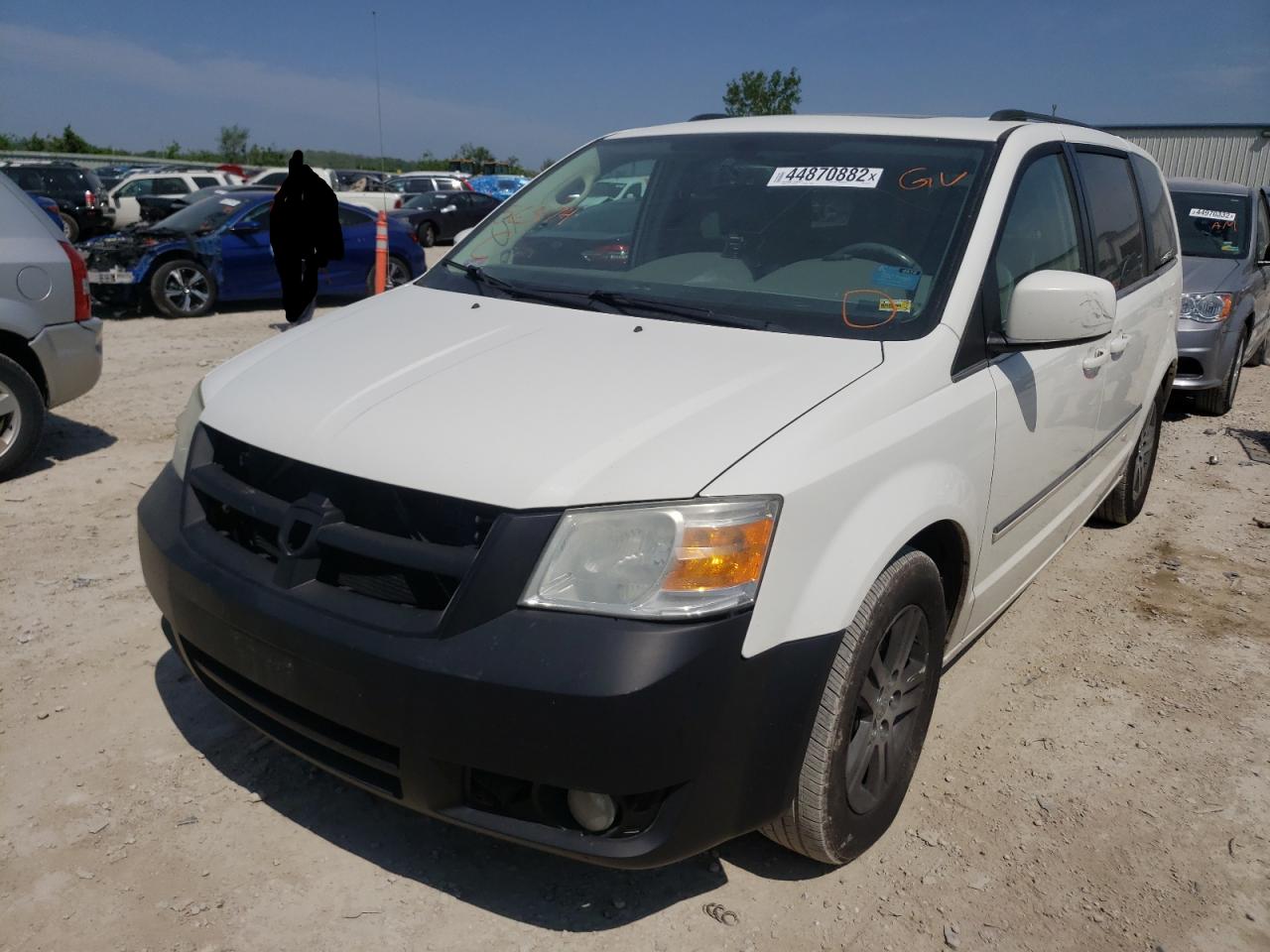 Photo 2 from auction – 2009 DODGE GRAND CARA with VIN 2D8HN54X09R563174