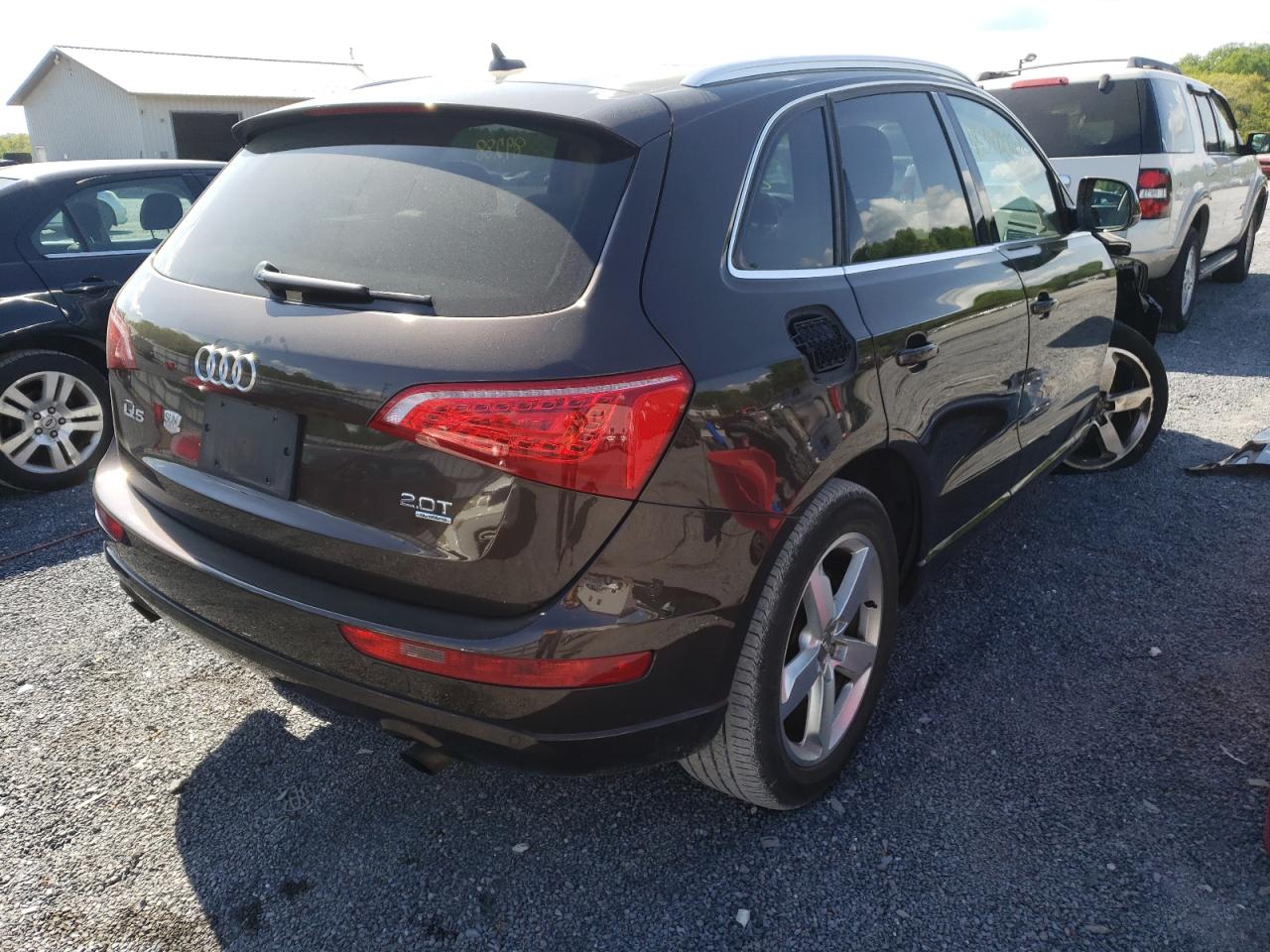 Photo 4 from auction – 2011 AUDI Q5 PREMIUM with VIN WA1LFAFPXBA102158