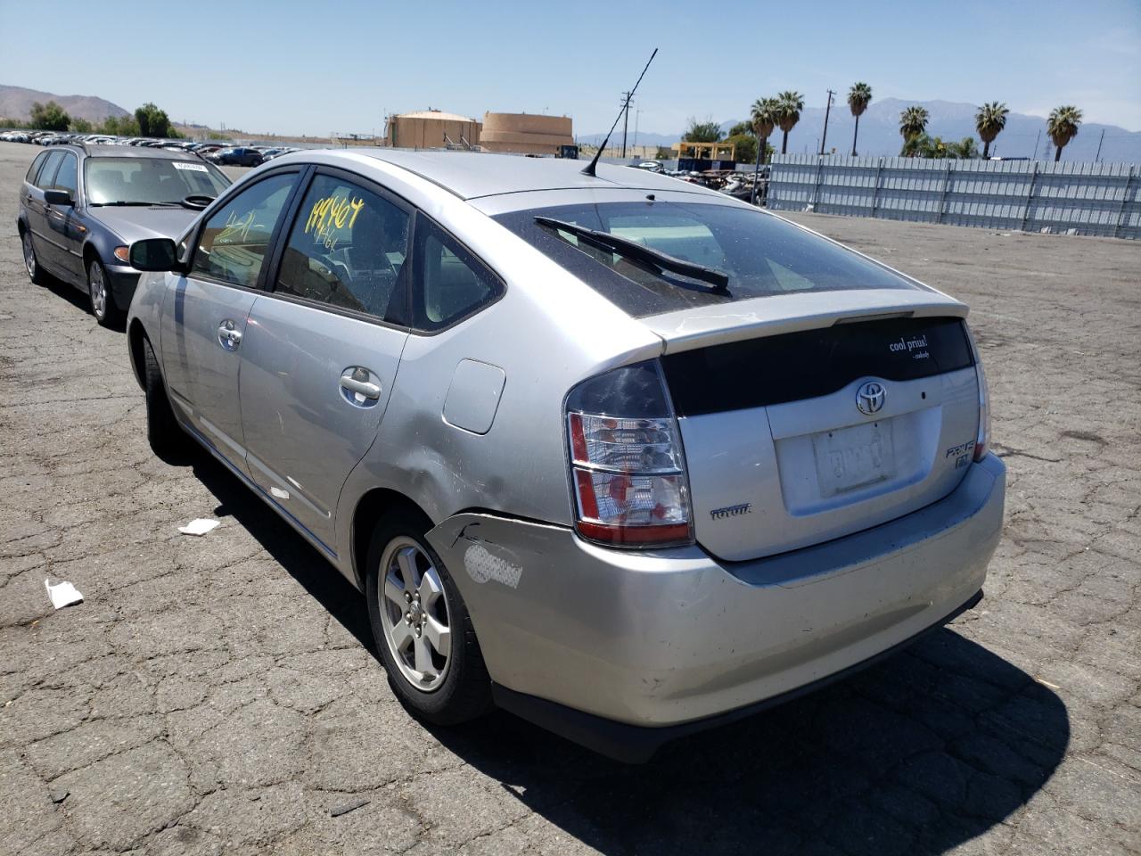 Photo 3 from auction – 2005 TOYOTA PRIUS with VIN JTDKB20U657013707