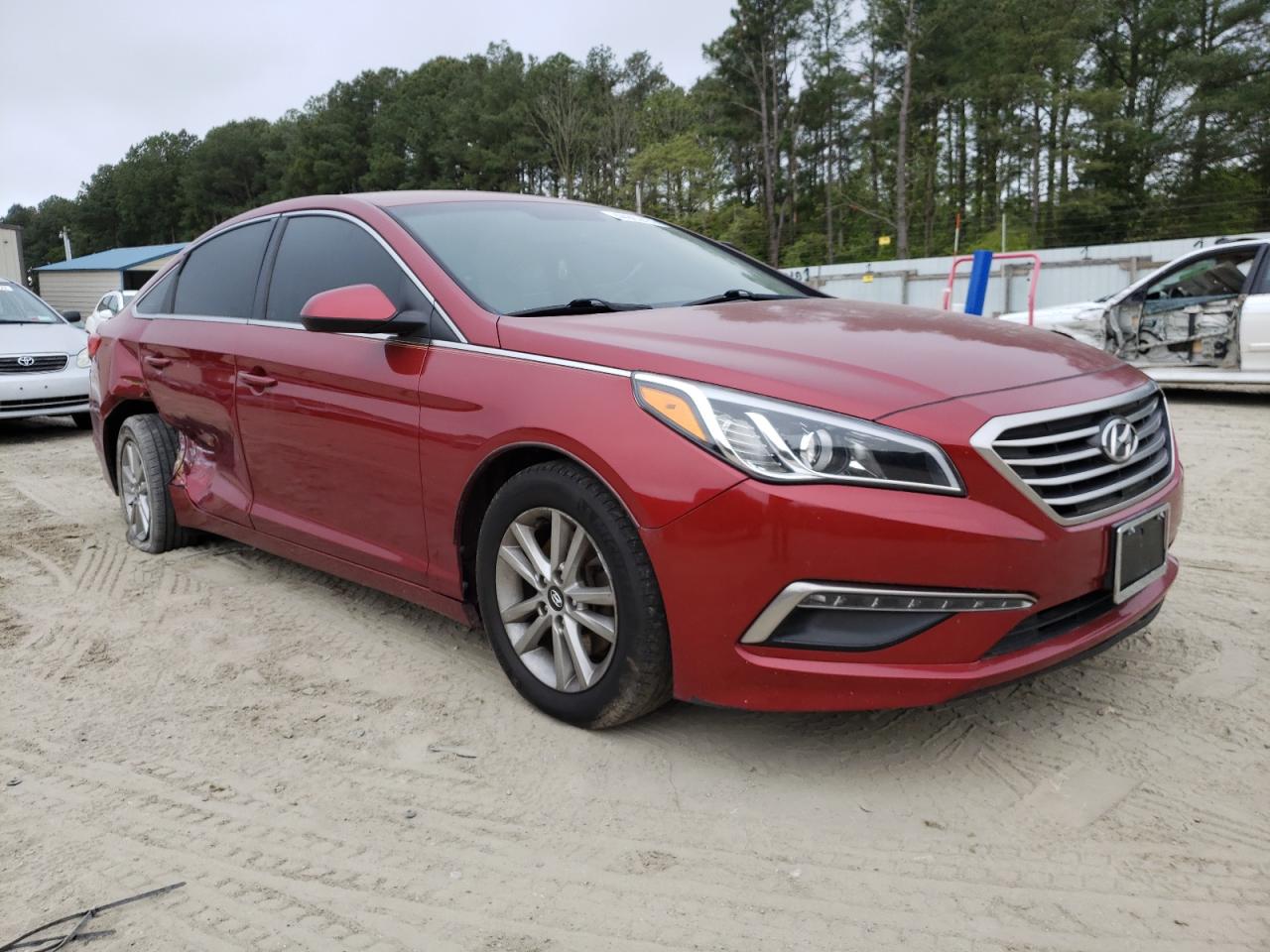 Photo 1 from auction – 2015 HYUNDAI SONATA with VIN 5NPE24AF3FH204619