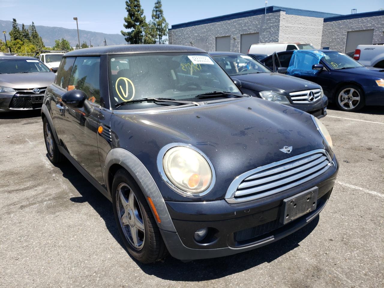MINI COOPER 2008 with VIN WMWMF33588TT62853 - Photo from auction