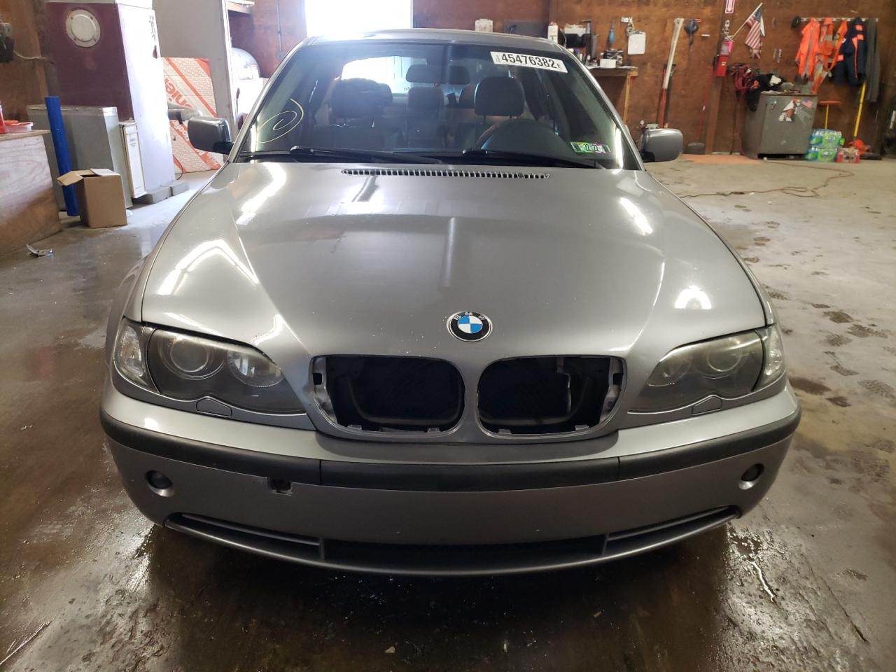Photo 9 from auction – 2005 BMW 330 XI with VIN WBAEW53425PN36783