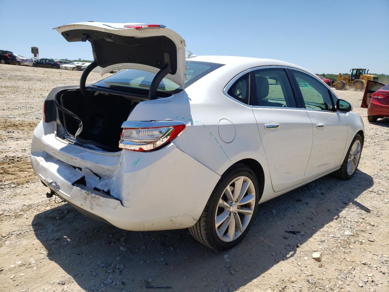Photo 4 from auction – 2014 BUICK VERANO with VIN 1G4PP5SK0E4237380