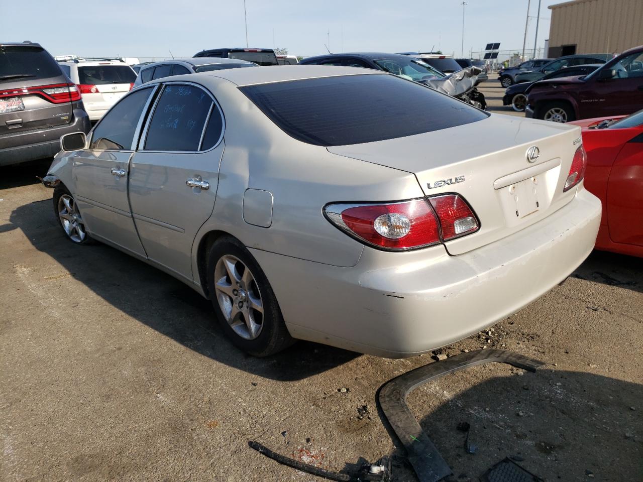 Photo 3 from auction – 2004 LEXUS ES 330 with VIN JTHBA30G345034431