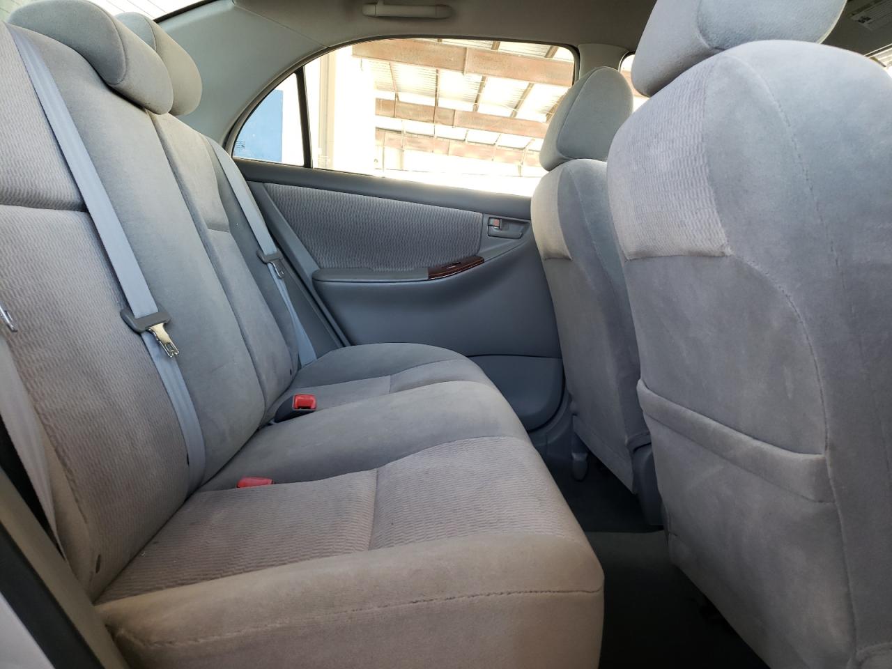 Photo 6 from auction – 2006 TOYOTA COROLLA CE with VIN 2T1BR32E16C702044