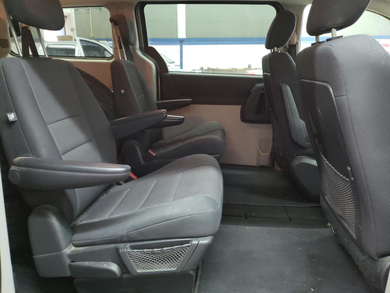 Photo 6 from auction – 2009 DODGE GRAND CARA with VIN 2D8HN44E79R621483